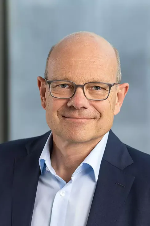 team-dr-thomas-bucksteeg-11